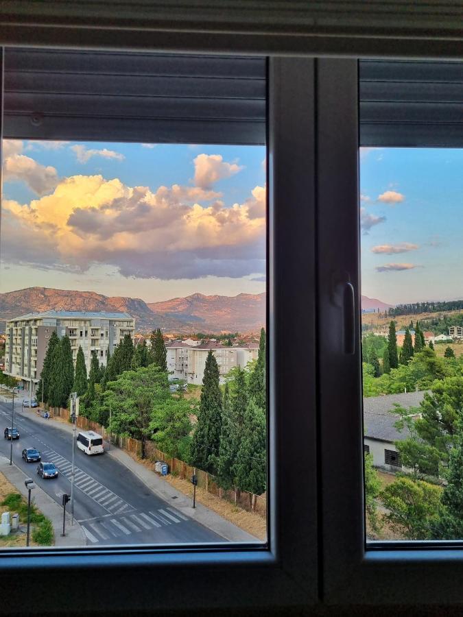 Riverside Apartment 波德戈里察 外观 照片